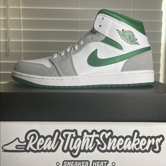 Nike Air Jordan 1 Mid SE “Gray Green” (DEADSTOCK✅) Size 10 - Picture 5 of 12